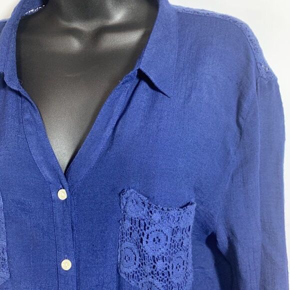 New Directions Weekend Long Sleeve V Neck Button Down Shirt - Picture 2 of 8